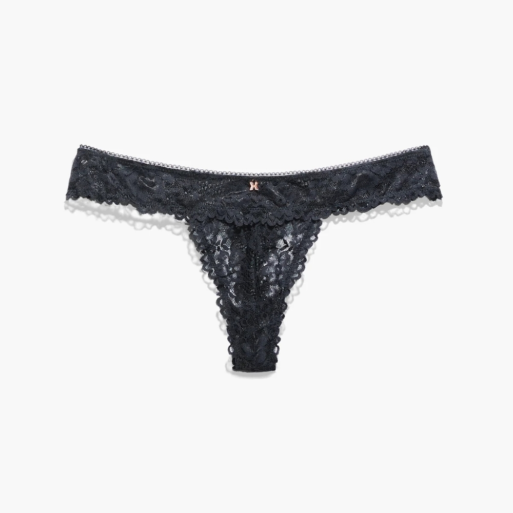 《▪︎Savage X Fenty▪︎》Floral lace thong - NWT